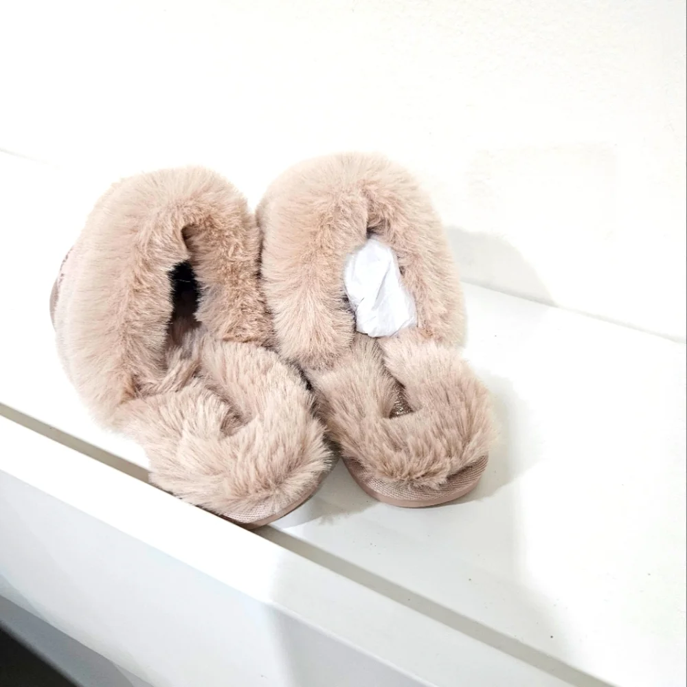 Michael Kors Pink Sleepers NWOT - Picture 3 of 3